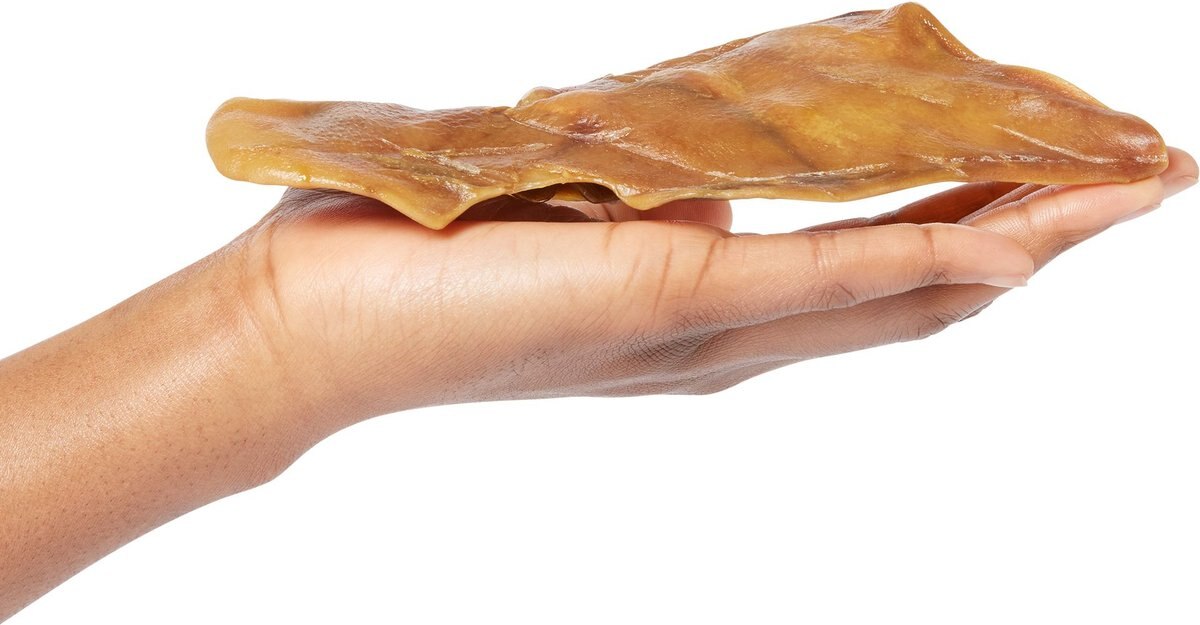 BONES & CHEWS Pig Ear Chews Dog Treats, 1 count