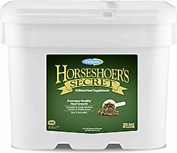 Farnam Horseshoer's Secret Hoof Health Hay Flavor Pellets Horse Supplement, 38-lb bucket