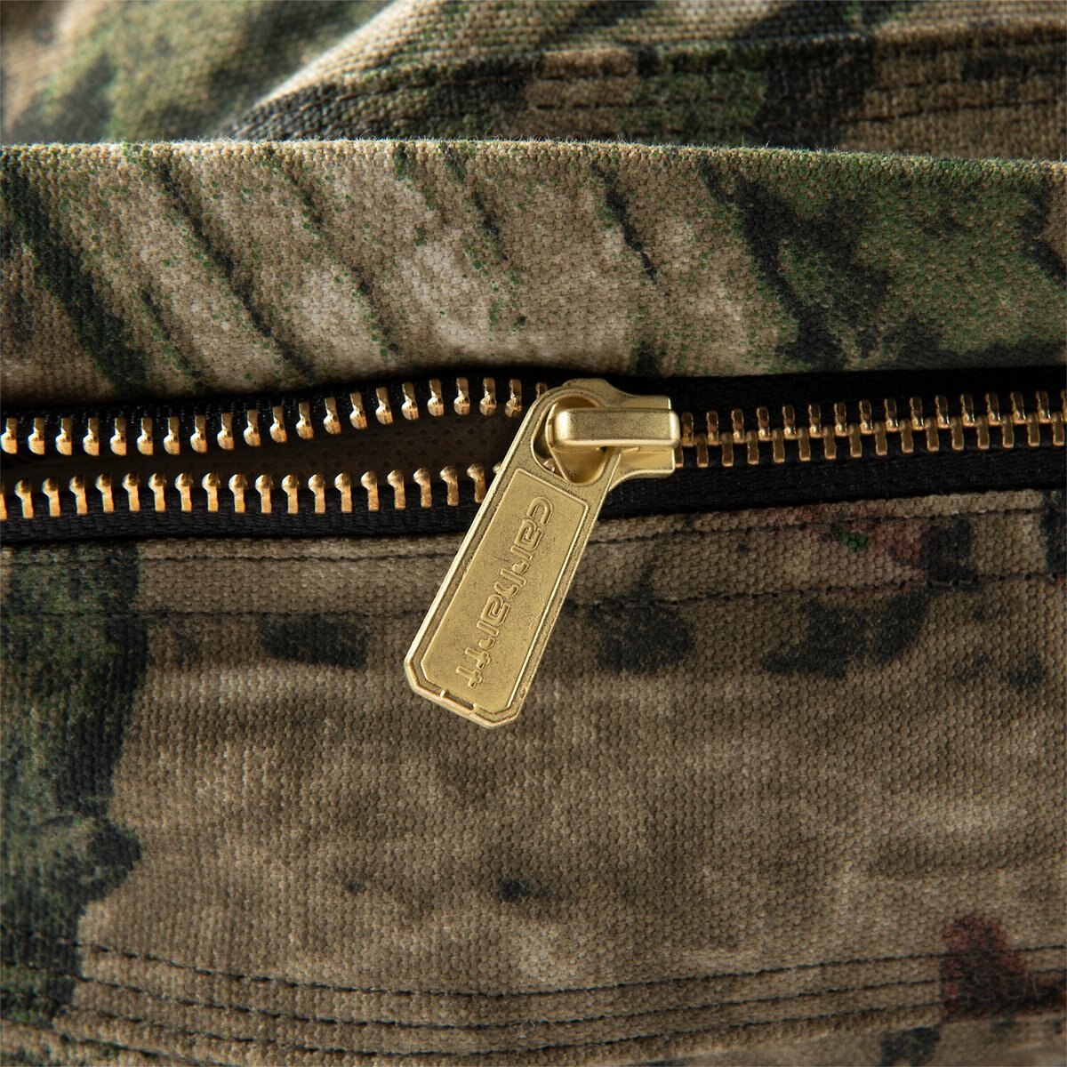 CARHARTT Pillow Dog Bed w/Removable Cover, Mossy Oak, Medium