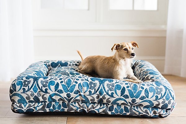 Discontinued - LA-Z-BOY Rosie Lounger Bolster Dog Bed w/Removable Cover ...