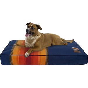 Pendleton Grand Canyon National Park Pillow Dog Bed with Removable Cover, Medium
