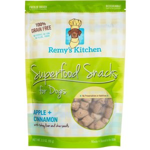 Remy's Kitchen Superfood Snacks Apple & Cinnamon Flavor Grain-Free Freeze-Dried Dog Treats, 3.5-oz bag