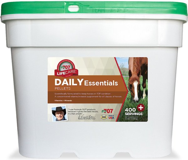 Formula 707 Daily Essentials Vitamins & Minerals Hay Flavor Pellets Horse Supplement, 50-lb bucket slide 1 of 7