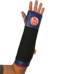 Bitebuster Padded Super Bite Resistant Pet Grooming Sleeve, Large/X-Large