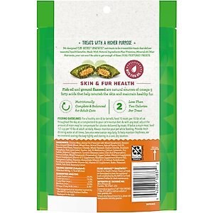 Greenies Feline SmartBites Healthy Skin & Fur Natural Chicken Flavor Soft & Crunchy Adult Cat Treats, 4.6-oz bag