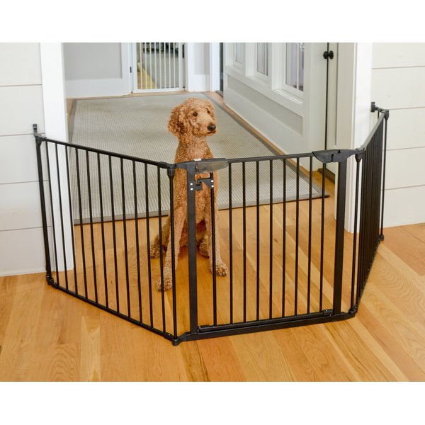 CARLSON PET PRODUCTS Weatherproof Outdoor Super Wide Dog Gate, Black