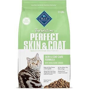 Blue Buffalo True Solutions Perfect Skin & Coat Natural Salmon Adult Dry Cat Food, 11-lb bag