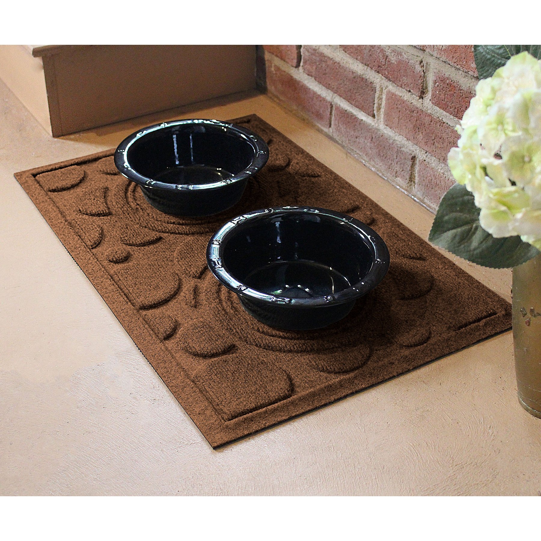 Bungalow Flooring Waterblock Dots Dog Bowl Mat