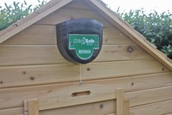 Brinsea ChickSafe Eco Automatic Chicken Coop Door Opener slide 2 of 2