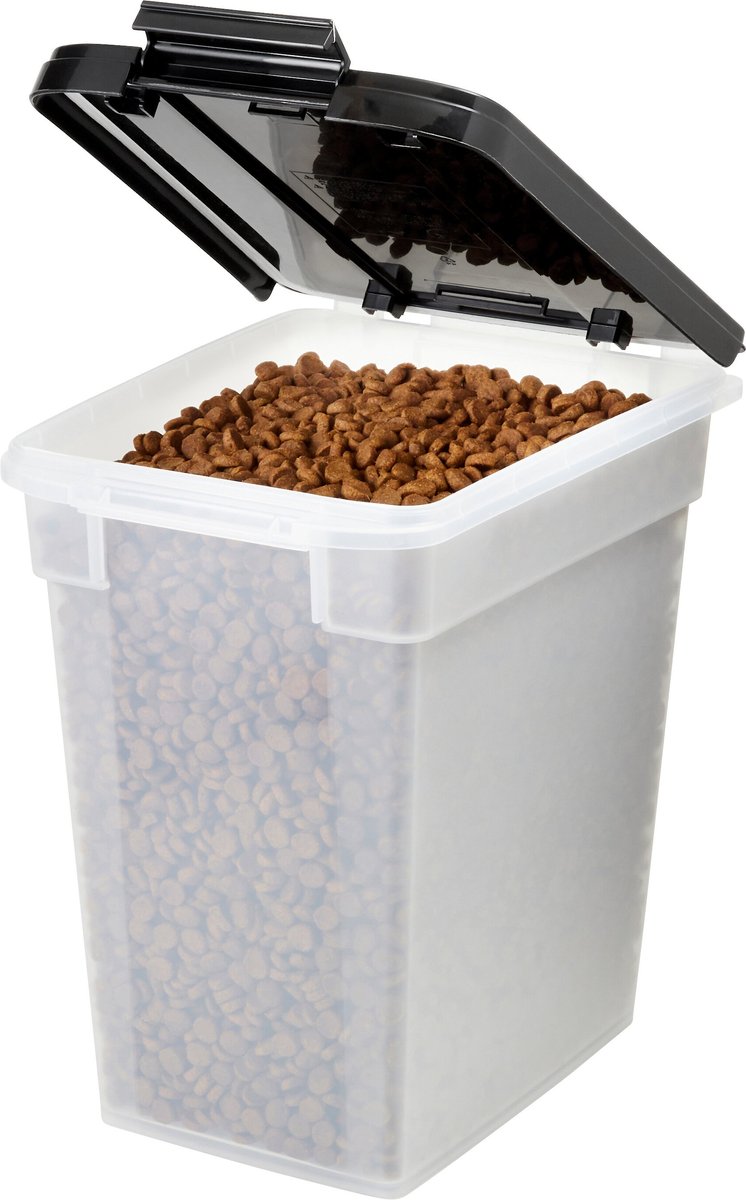 Chewy pet food store storage