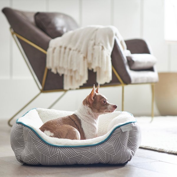 FRISCO Sherpa Bolster Cat & Dog Bed, Light Gray Basketweave, Small ...