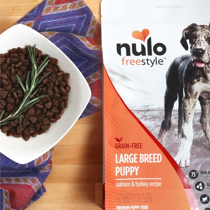 Nulo freestyle puppy salmon and outlet peas