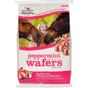 Manna Pro Peppermint flavored Wafers Horse Treats, 20-lb bag