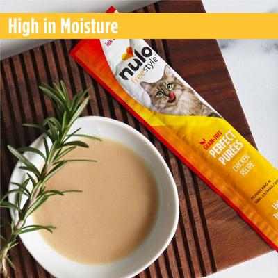 Show full view: Nulo Freestyle Perfect Purees Chicken Recipe Grain-Free Lickable Cat Treats, 0.5-oz, pack of 6 slide 4 of 10