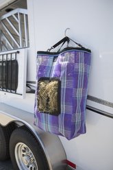 Kensington Protective Products 2 Flake Horse Hay Bag with Rim, Lavender Mint