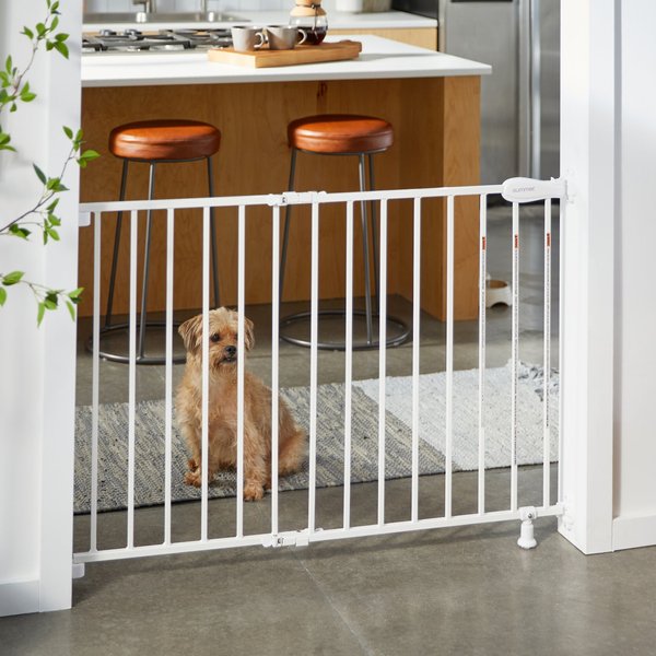 Summer Top of Stairs Simple to Secure Metal Dog Gate slide 1 of 7