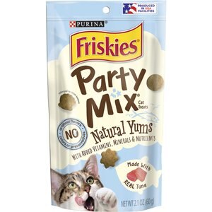 Friskies Party Mix Natural Yums with Wild Tuna Flavor Crunchy Cat Treats, 2.1-oz bag, bundle of 4