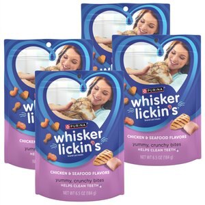 Whisker Lickin's Chicken & Seafood Flavors Crunchy Cat Treats, 6.5-oz bag, bundle of 4