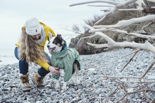 Show full view: Hurtta Rain Blocker ECO Dog & Cat Rain Jacket, 26-in slide 3 of 6