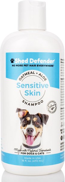 Shed Defender Sensitive Skin Oatmeal & Aloe Dog & Cat Shampoo, 16-oz bottle slide 1 of 8