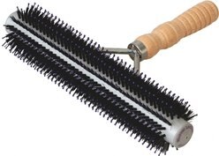 Weaver Livestock Wide Range Fluffer Farm Animal Brush