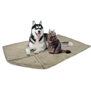 PetAmi Fluffy Waterproof Cat & Dog Blanket, Taupe, Large