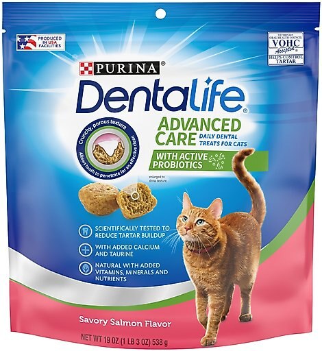 DentaLife Savory Salmon Flavor Dental Cat Treats, 19-oz bag