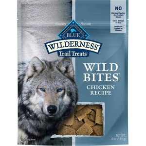 Blue Buffalo Wilderness Trail Treats Chicken Wild Bites Grain-Free Dog Treats, 4-oz bag, bundle of 2