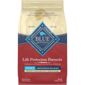 Blue Buffalo Life Protection Formula Adult Beef & Brown Rice Recipe Dry Dog Food, 5-lbs bag