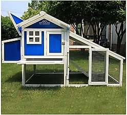 Pets Imperial HighGrove Plastic Chicken Coop