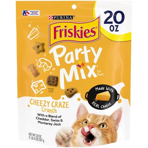 FRISKIES Party Mix Chicken Lovers Crunch Flavor Crunchy Cat Treats, 20