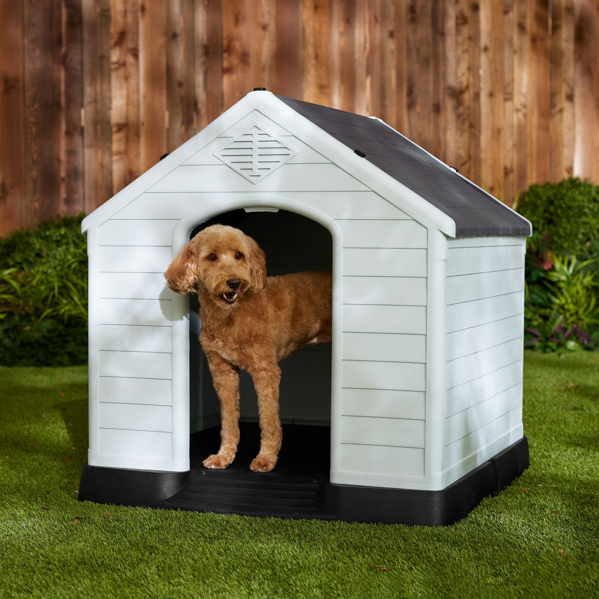 FRISCO Plastic Outdoor Dog House with Elevated Platform Customer ...