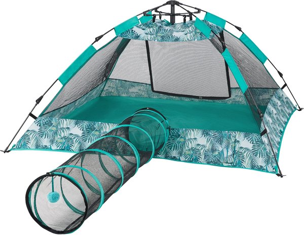 Outdoor cat tent with 2024 tunnel