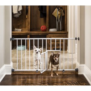 Carlson Pet Products Mini Dog Gate with Pet Door