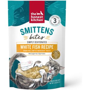 The Honest Kitchen Smittens Bites Heart-Shaped White Fish Cat Treats, 1.5-oz bag, bundle of 2