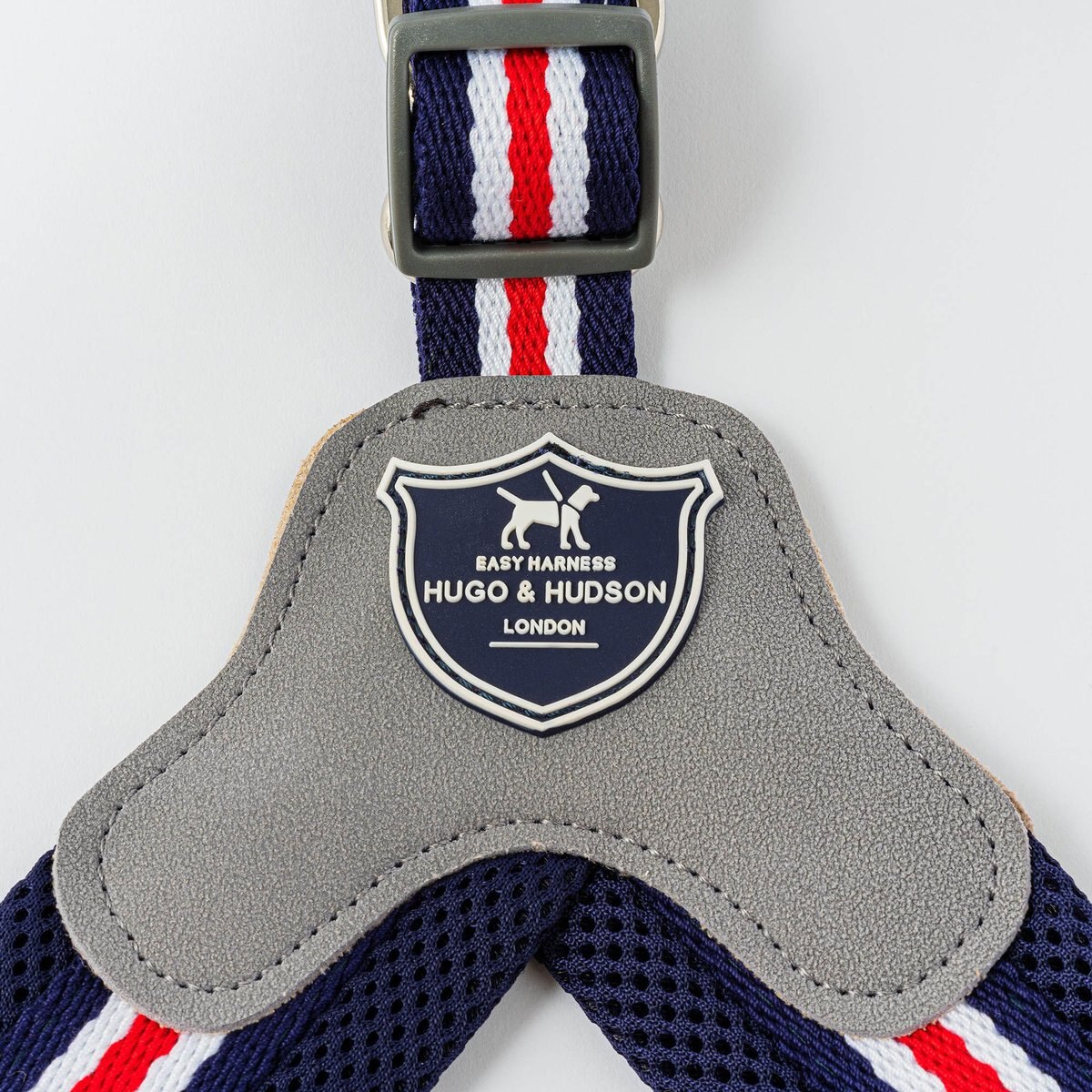 HUGO & HUDSON Easy V Dog Harness, Red, White & Blue, Size 7