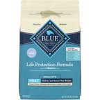 Blue Buffalo Life Protection Formula Small Bite Adult Chicken & Brown Rice Recipe Dry Dog Food, 30-lb bag