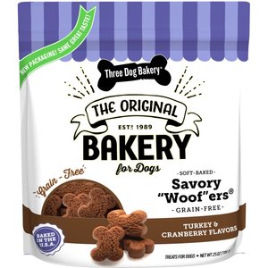 Three Dog Bakery Savory Woofers Turkey & Cranberry Flavors Grain-Free Dog Treats, 25-oz bag