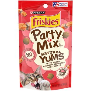 Friskies Party Mix Natural Yums with Real Salmon Flavor Crunchy Cat Treats, 2.1-oz bag