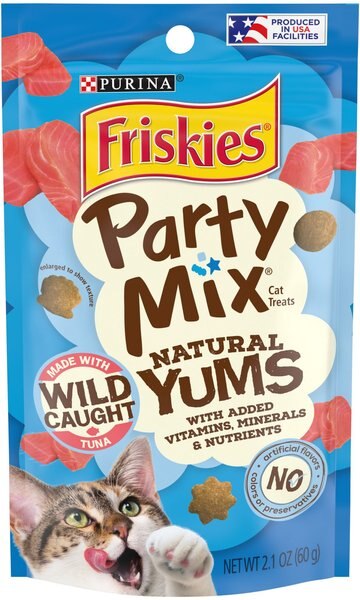 Friskies Party Mix Natural Yums With Wild Tuna Flavor Crunchy Cat Treats, 2.1-oz bag slide 1 of 10