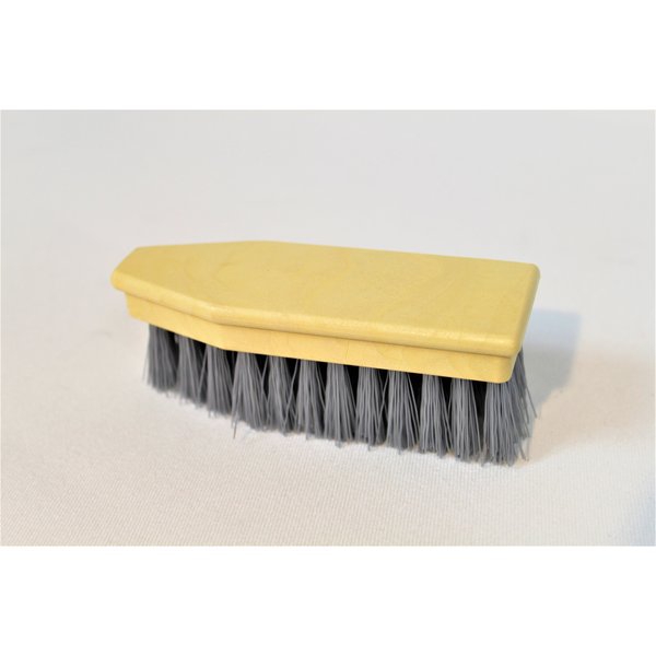 Derby Super Grip Stiff Crinkled Bristle Dandy Brush