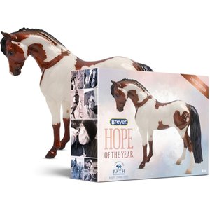 Breyer Horses Special Edition 2022 Horse of The Year Hope Collectible Toy Horse, Brown/White