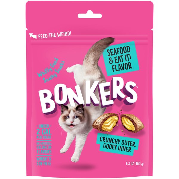 BONKERS Cat Pillows Paw Lickin' Chicken Flavored Crunchy Cat Treats, 6.3oz bag, 1 count