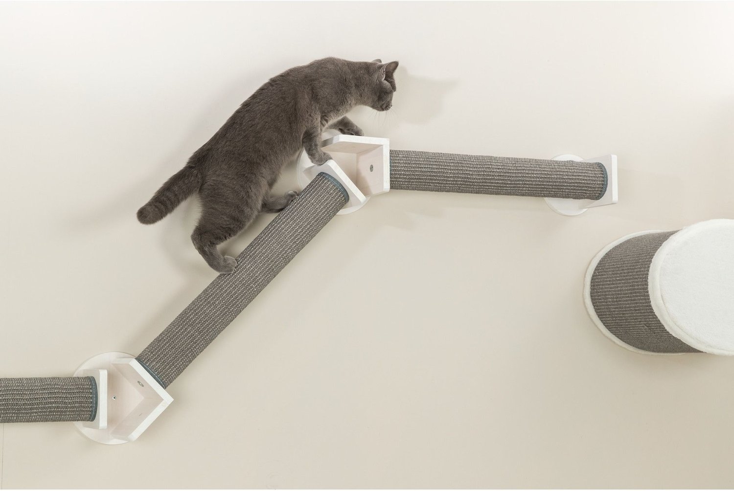 TRIXIE Wall Set 2 - Wall Mount & 3 Scratching Posts Cat Furniture