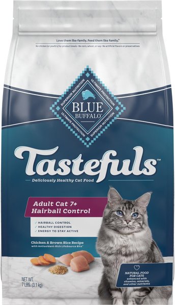 Blue Buffalo Indoor Hairball Control Chicken & Brown Rice Recipe Mature Dry Cat Food, 7-lb bag slide 1 of 11