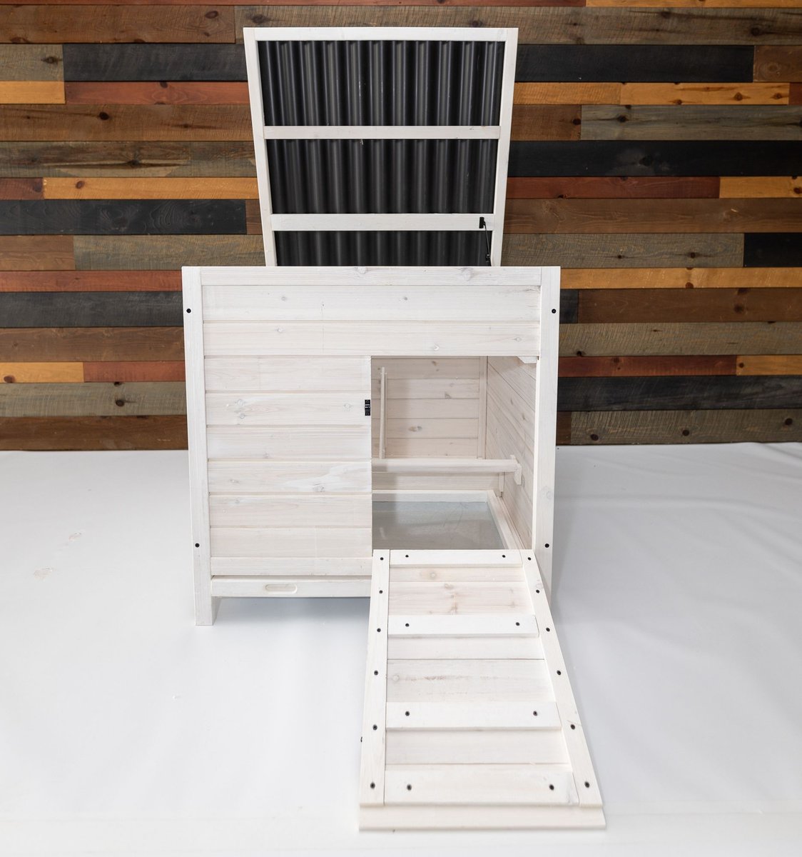 Zylina Modern Nesting & Roosting Box
