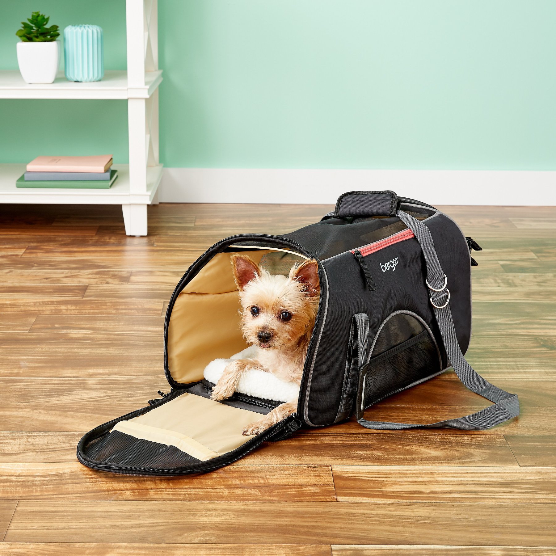 Bergan Bergan Wheeled Comfort Airline-Approved Dog & Cat Carrier Bag, Black