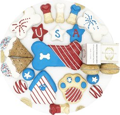 Bonne et Filou Human-Grade Red, White, & Blue Dog Treats Gift Box, 21 count
