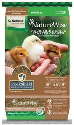 Nutrena NatureWise Nourishing Chick Starter Grower 18% Protein Mini Bits Chicken Feed, 30-lb bag