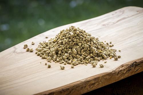 Show full view: Modesto Milling Organic 17% Protein NonCorn NonSoy Layer Crumbles Chicken Feed, 40-lb bag slide 2 of 6